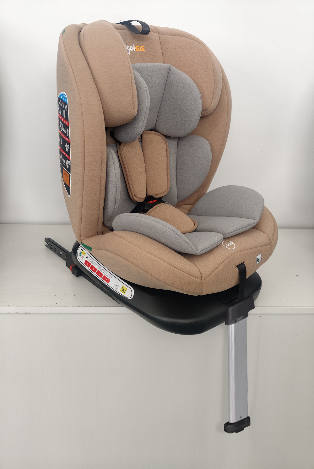 Ogolee za lansiranje inovativnih autosjedalica od 40-150 cm s nogom za podršku u srpnju, nudeći neusporedivu vrijednost Ogolee za lansiranje inovativnih autosjedalica od 40-150 cm s nogom za podršku u srpnju, nudeći neusporedivu vrijednost